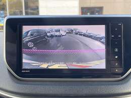 【バックカメラ】付で方向確認も安心です。狭い駐車場や後方確認しにくい場所で活躍します♪駐車が苦手な方にもオススメな便利機能です！