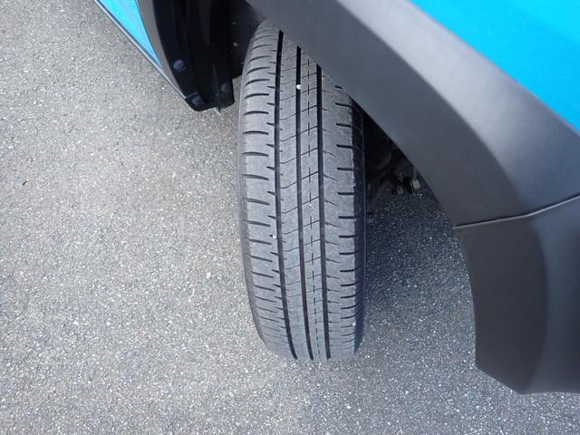 【タイヤ】タイヤの溝もしっかりありますので、ご購入の際も余計な費用が掛かることもありません。