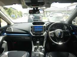 ハイブリッド　レザーシート　純正8インチナビTV　サイド＆バックカメラ　スマートキー　パドルシフト　シートヒーター　パワーシート　アイサイト　ETC　純正18インチアルミ　LEDヘッドライト　BSM