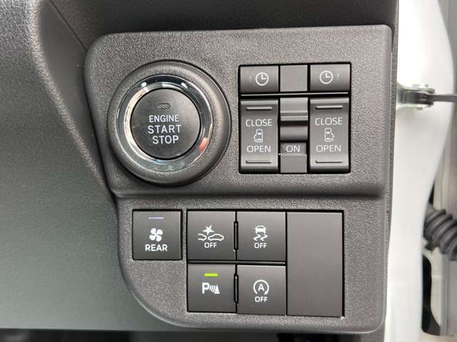 両側電動スライドドア、バックセンサー、リアヒーターなど貨物車としてだけではなく、乗用としても使い勝手良いです