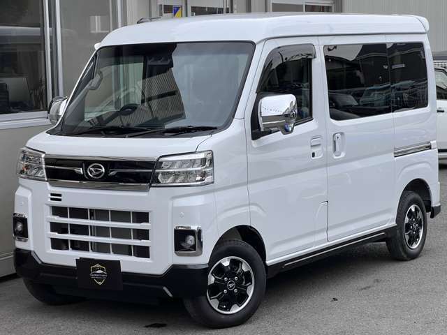 最上級グレードRS！オプション多数！走行8000km台でまだまだこれからです♪