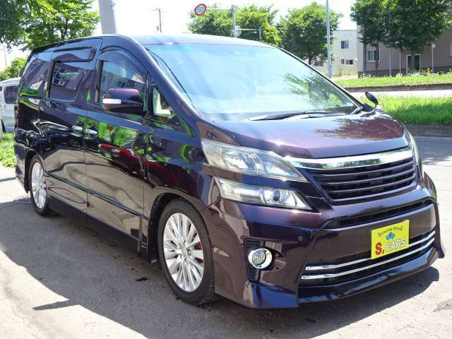 オークション会場からサビやガタツキなど無く程度の良いお車を厳選仕入れしております！！