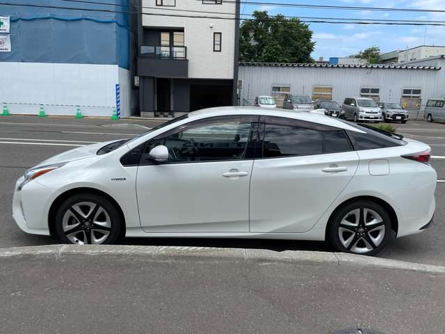 下取車大歓迎☆「もうボロボロだし、距離も走ってる古い車で、他所で0円と言われたからな・・・」などなど、諦める前に是非一度お持ち下さい