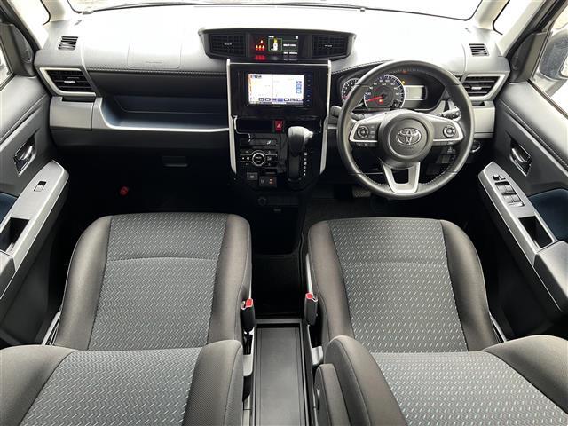 【インパネ全体】全方位で視界が広く、高い目線で運転もしやすいです！