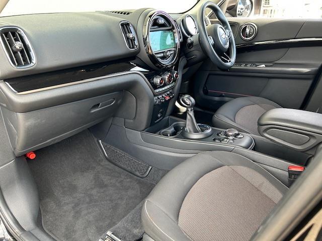 全国納車可能※です！全国のLIBERALA、もしくはガリバーグループ直営店舗のどこでも納車が可能です。※車両運搬費がかかります。