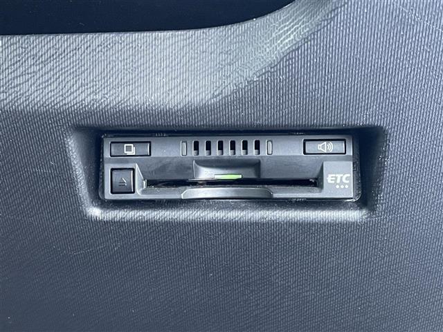 こちらETCの写真になります。動作確認は問題ございません。ご安心ください。また、価格には自信がありますので、是非ご来店をおすすめいたします。ご予約お待ちしております！