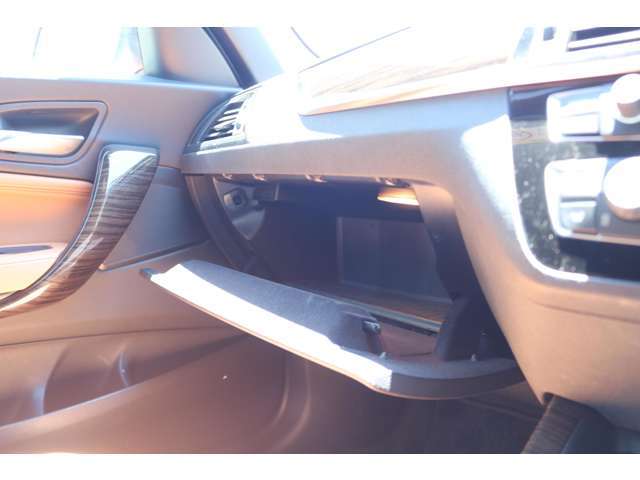 ■自社レッカーを完備しております！勿論、遠方のご納車も自社でご対応可能です。グループ会社で運送業も行っており、プロのノウハウがあるのは弊社ならでは！