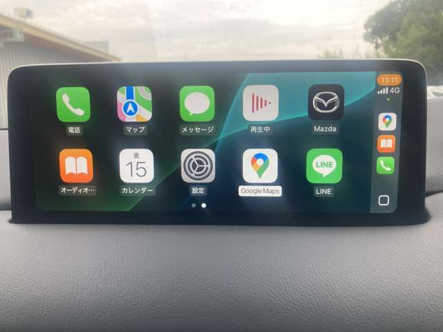 カーナビとスマホを連携させればアップルカープレイやアンドロイドオートも利用できます！（アップルカープレイ利用時の写真）