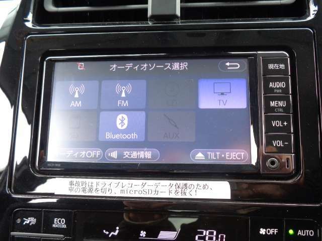 ■装備■  Bluetooth接続　TV　AUX　ラジオ　CD