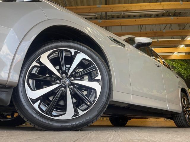 【純正20インチアルミホイール】外観にマッチした純正アルミホイールを装着しております。各種社外アルミホイールや、スタッドレスタイヤも取扱いしております。是非ご相談ください♪