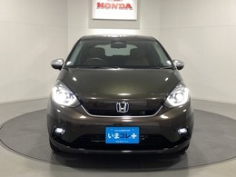 【Honda認定中古車 U-Select】　エンジン、オーディオやカーナビ(社外品は除く）に至るまで保証をお付け致します。全国のホンダディーラーで保証と整備が受けられます。