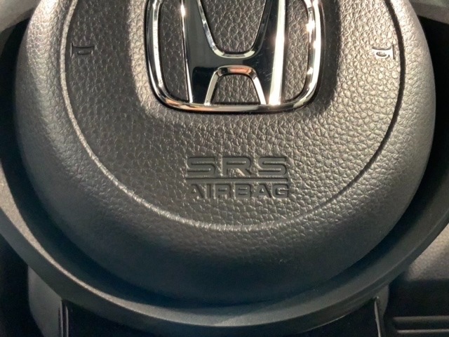豊富に在庫を取り揃えています。 軽自動車からミニバン、セダン、SUV、話題のハイブリッド車などなど続々入荷中です！