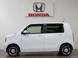 ボディカラーはプラチナホワイトパールです。