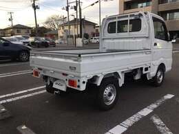 ボディカラーはホワイト＜26U＞です。