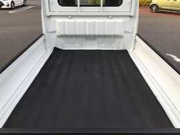 ぜひトヨタディーラーの安心中古車をお選びください！