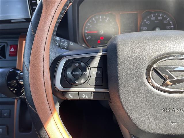 【運転席操作部】『運転席周辺の装備』の画像になります。快適なドライブを楽しむための機能が装備されています！運転席から触れるので使いやすいです！