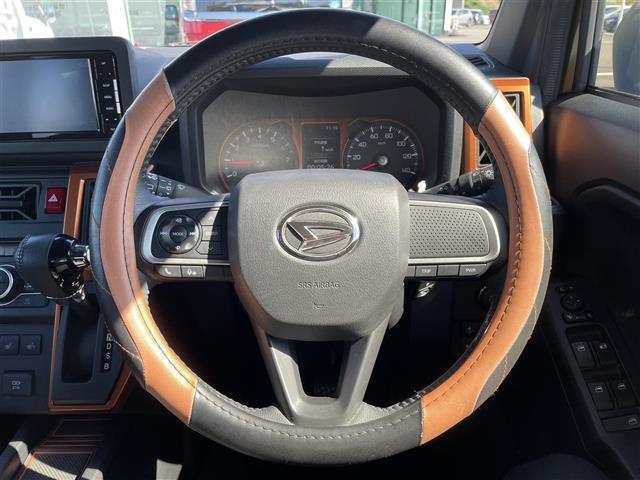 【ハンドル】『ハンドル/ステアリング』の画像になります。写真の内容に関してご不明点、ご質問等がございましたらお気軽にガリバー店舗までお問い合わせください。