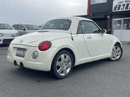 他にも画像がございますので、ぜひご覧いただければと思います。より詳しくお車をご覧いただけます。