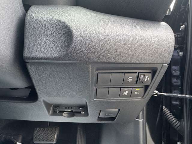 アラウンドビューモニター/ステアリングヒーター/オートハイビーム/ETC