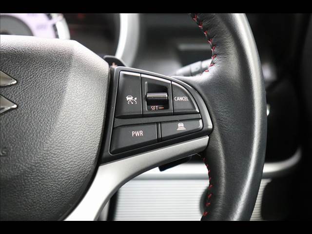 ◆弊社はクルマ年間約9000台を取引（グループ各社含む）！当店では専属のバイヤーが厳選した車輌のみ小売販売しております。また、展示車は全て第三者機関が査定済みです。