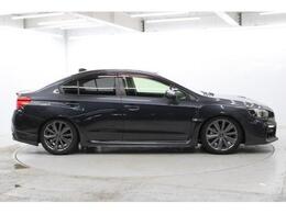 いざというときに頼れる最長3年の長期保証もご用意しております。困った時に安心してお使いいただけるように、免責金や工賃のお客様負担もございません。ご不明な点がございましたらスタッフまでお問い合わせくださ