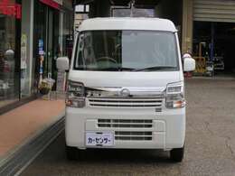 当店は指定工場を併設しております。車検整備・法定点検、鈑金・塗装などお車の事ならおまかせ下さい！