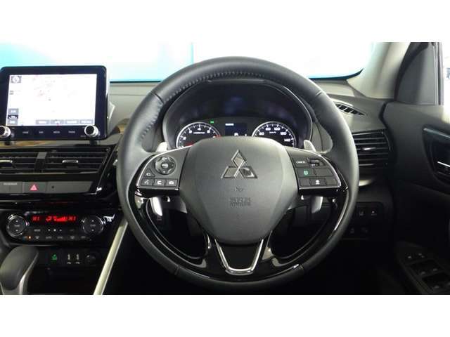 革巻きステアリングホイール