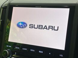 【純正ナビ】人気の純正ナビを装備しております。ナビの使いやすさはもちろん、オーディオ機能も充実！キャンプや旅行はもちろん、通勤や買い物など普段のドライブも楽しくなるはず♪