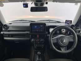 【インパネ全体】全方位で視界が広く、高い目線で運転もしやすいです！