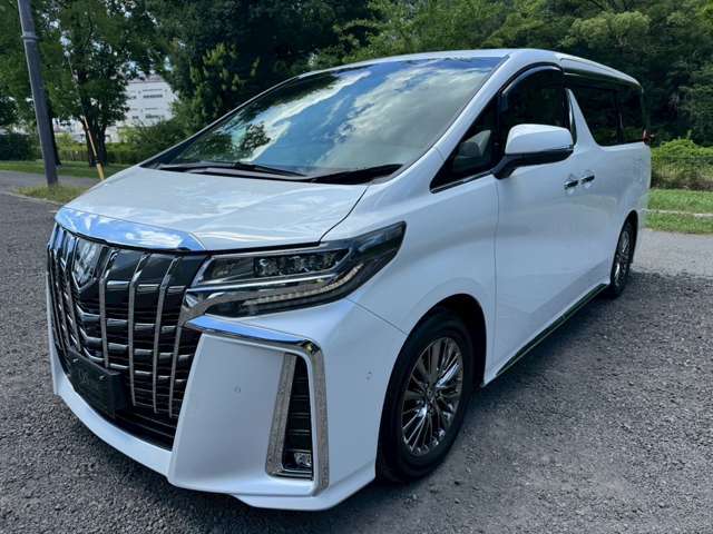 ◆中古車の欠点は汚れている。弊社ではその欠点を無くす為にガラスコーティングをオススメしています。艶・撥水がたまりません！！