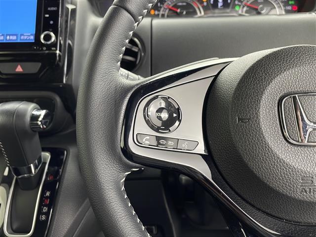 【運転席操作部】快適なドライブを楽しむための機能が装備されています！運転席から触れるので、使いやすいです！除菌プランいれていただくと、さらに清潔で安心していただけます！