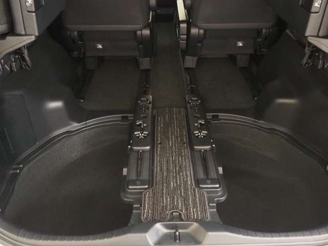 床下収納スペースあります。