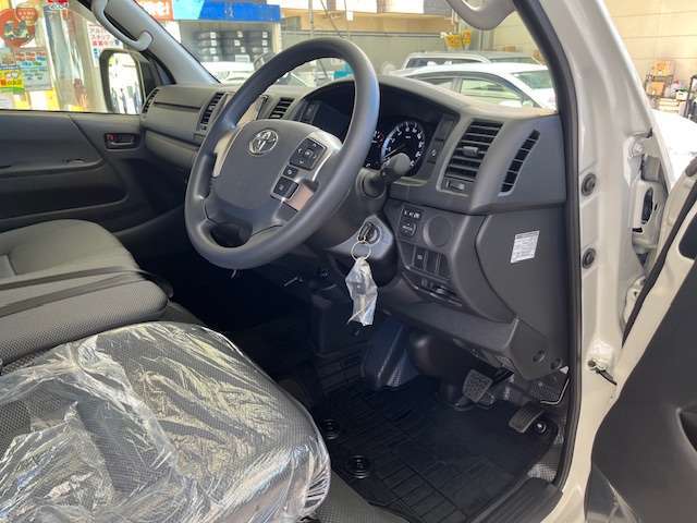 運転席側の状態もキレイです！