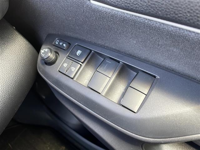 もしも事故に巻き込まれた時に目撃者がいなかったら…危険なあおり運転に遭遇したら...そんな時の役に立つドライブレコーダーも取り扱っております！※別途有料です。