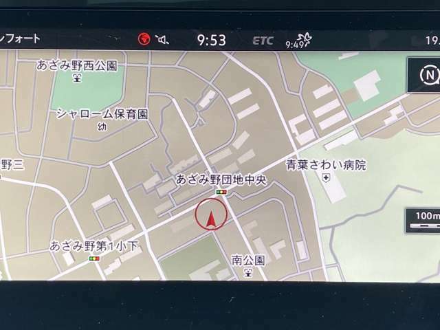 スマートフォン用アプリ[Apple CarPlay][Android Auto]対応の純正ナビ Discover Pro を装備、ラジオのほか、地デジTVチューナー、Bluetoothも対応しています。