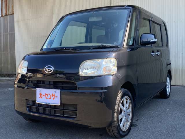 年式の割に走行距離も少なく、内外装は綺麗なお車です。大きな傷や凹みはございません。