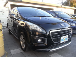 修復歴無し車専門店、中古車購入が初めての方でも解りやすく、丁寧に対応させていただきます。お一人でも気軽にご来店いただけるアットホームな会社です。