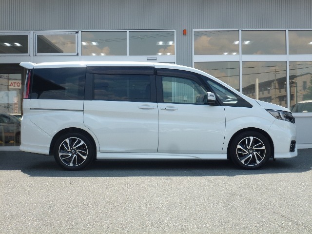 ●ホンダU-Selectだから出来る安心のお約束●3.販売保証　新車保証の継承サービス！その他のお車は安心の中古車保証を1年以上お付けします！