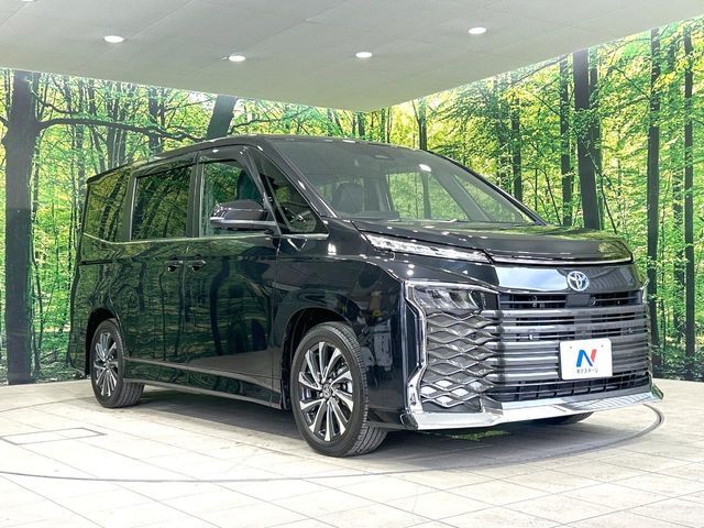 大好評のボディコーティング「弾スプラッシュコート」もご納車までに施工可能。通常のガラスコートと異なる、耐久年数6年の無機質ガラスコーティングが、ボディをキレイな状態に保ってくれます。