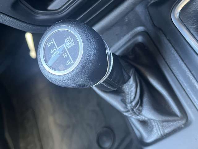 ぜひ厳選したドイツプレミアムブランドのお車を、見て・触って・比べてください！