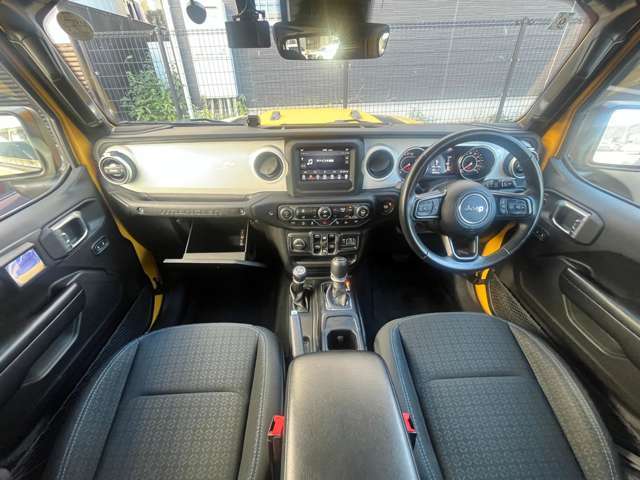 LIBERALAでは安心してお乗りいただける輸入車を全国のお客様にご提案、ご提供してまいります。