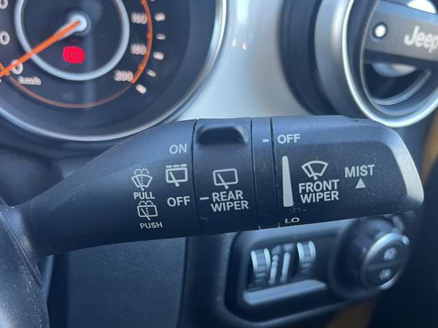 メンテナンスパックはご購入時だけのお得な点検・整備パック(有償)。点検コースと車検コースがございます。詳しくは店舗コーディネーターまでお問い合わせ下さい。