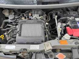 納車前に、徹底して掃除を行います。必要に応じて、プラグ、イグナイター、イグニッションコイルの交換を行います。