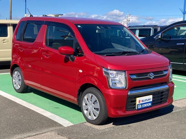 雨天時に窓を少し開けて換気ができるドアバイザーが装備されています