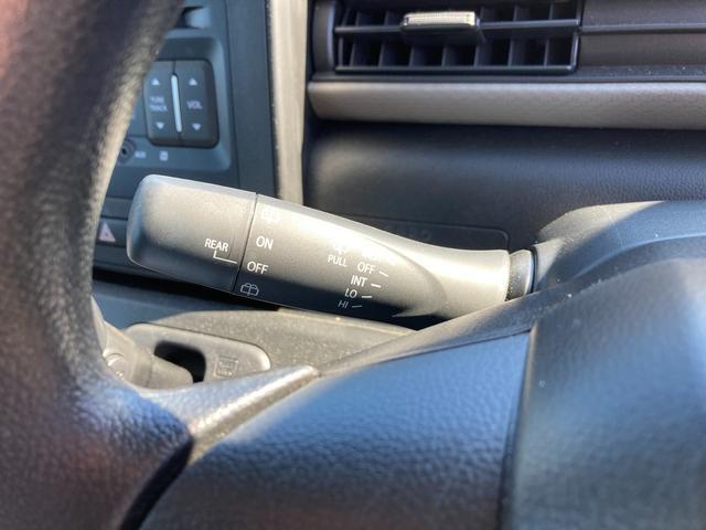 ワイパーの作動する時間を細かく調整することができ便利です