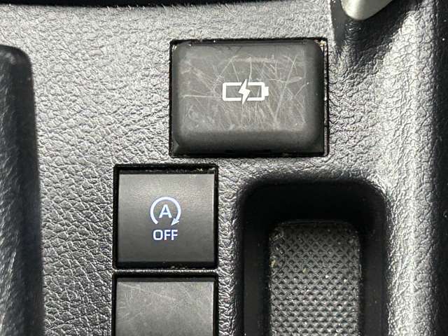 【運転席操作部】快適なドライブを楽しむための機能が装備されています！運転席から触れるので、使いやすいです！除菌プランいれていただくと、さらに清潔で安心していただけます！