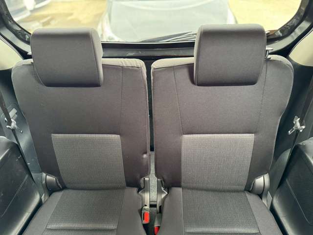 両側パワースライドドア　トヨタセーフティーセンス　LEDヘッドライト　スマートキー　プッシュスタート　オートマチックハイビーム　クルーズコントロール　ビルトインETC　純正ナビ　フルセグTV　Bカメラ