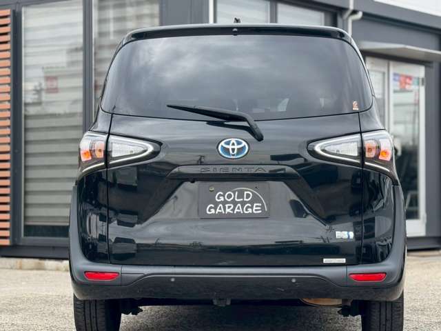 両側パワースライドドア　トヨタセーフティーセンス　LEDヘッドライト　スマートキー　プッシュスタート　オートマチックハイビーム　クルーズコントロール　ビルトインETC　純正ナビ　フルセグTV　Bカメラ