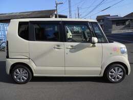 初めて車いす仕様のお車をご検討される方は丁寧に操作方法のご説明を行います。