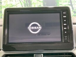 【大画面ナビ】人気の大型9インチナビを装備。存在感のある大画面はインパクト大！ナビ利用時のマップ表示は見やすく、テレビやDVDは臨場感がアップ！いつものドライブがグッと楽しくなります♪